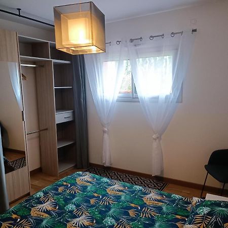 B&B Marianne-Jacky Lemans Montbizot Kültér fotó
